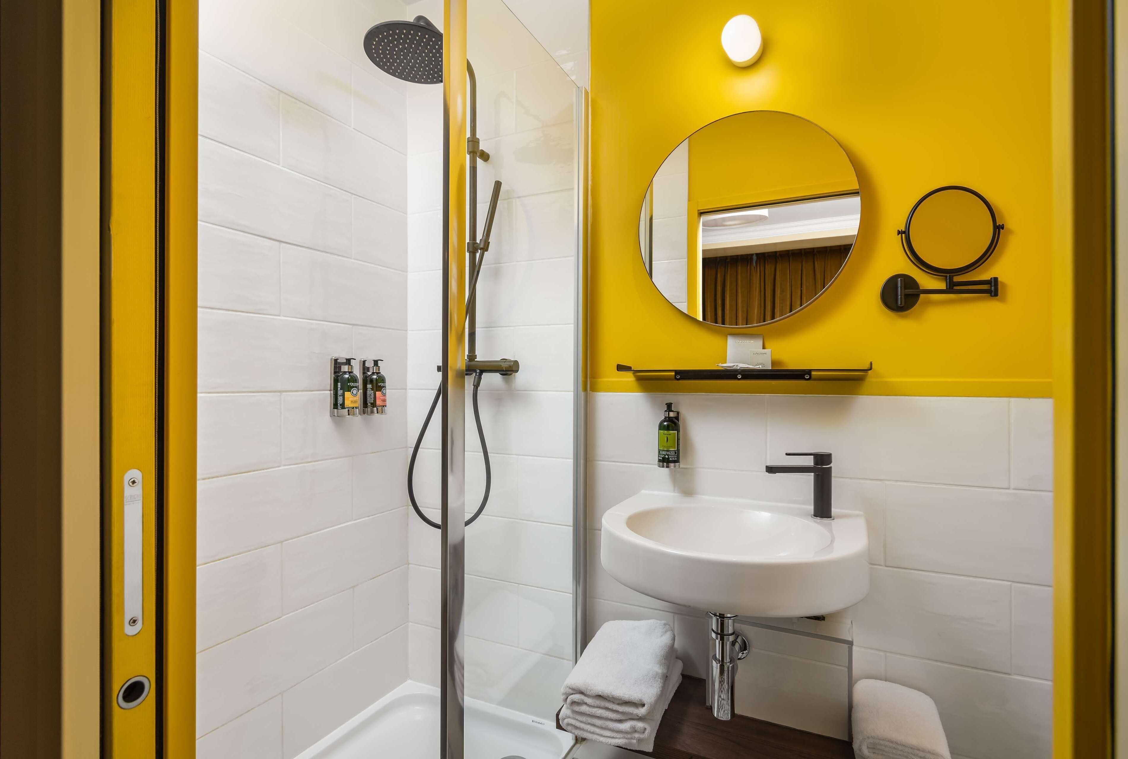 Archetype Etoile Hotel